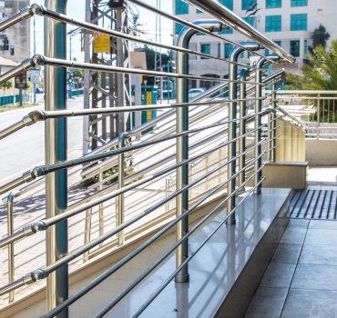 Handika Jaya Stainless Steel – Solusi Desain Kuat & Elegan